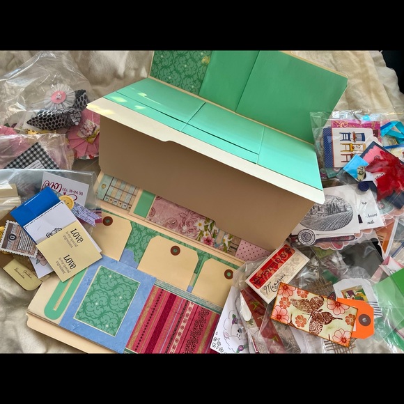 Lot card making scrapbooking paper accents etc - Picture 1 of 1
